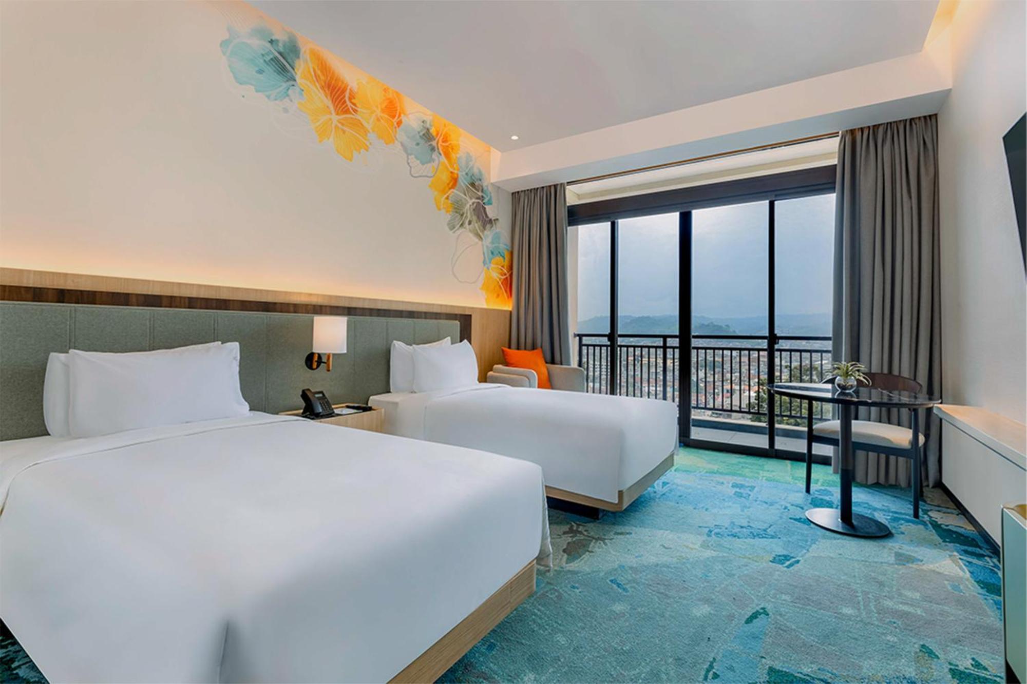 Holiday Inn Lampung Bukit Randu By Ihg Bandar Lampung Dış mekan fotoğraf
